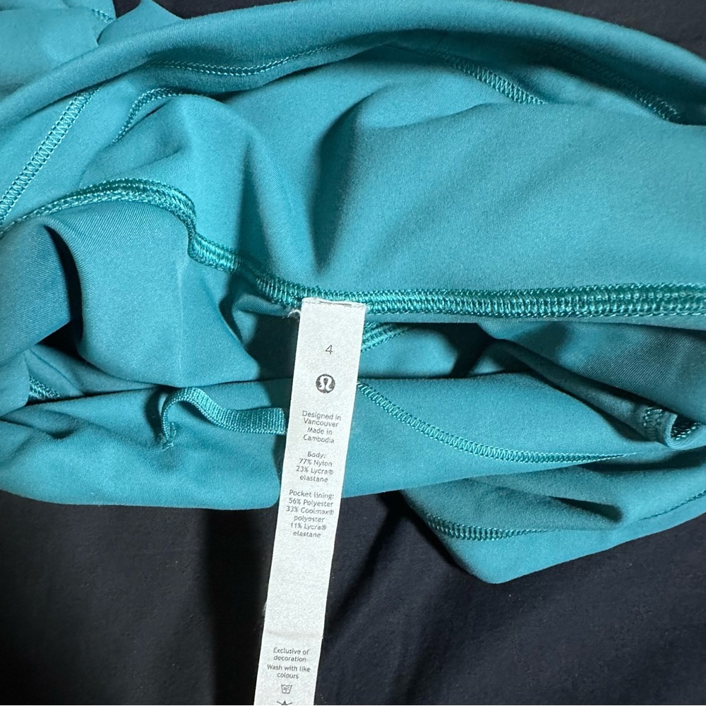 Lululemon wunder train shorts - Picture 3 of 5